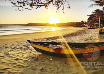 Frente fria avança pelo litoral e traz chuva moderada para o ES
