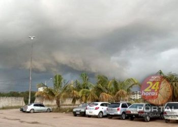 Frente fria avança pelo litoral e traz chuva moderada para o ES