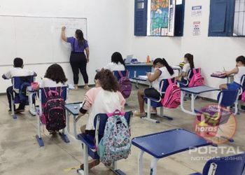 [Educação básica] Programa oferece mais de 60 mil bolsas para formação de professores