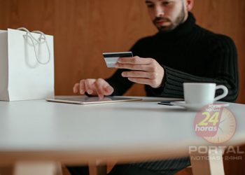 O que fazer quando cai dinheiro indevido na conta bancária?