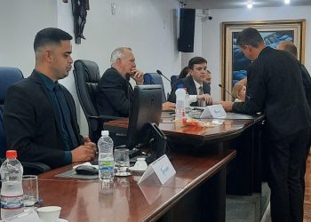 Brás Zagotto é reeleito para presidência da Câmara de Cachoeiro. Venceu por 17 X 1