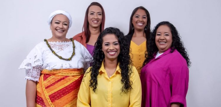 Cinco mulheres se unem para formar a primeira candidatura coletiva do ES