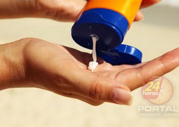 Quão danificada fica a pele do pescoço sem protetor solar?