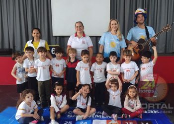BRK promove jogo educativo sobre meio ambiente, saneamento e saúde com alunos da educação infantil de Cachoeiro