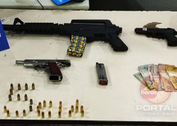 [TRÁFICO] PM encaminha sete indivíduos para a delegacia e apreende drogas em Vitória-ES