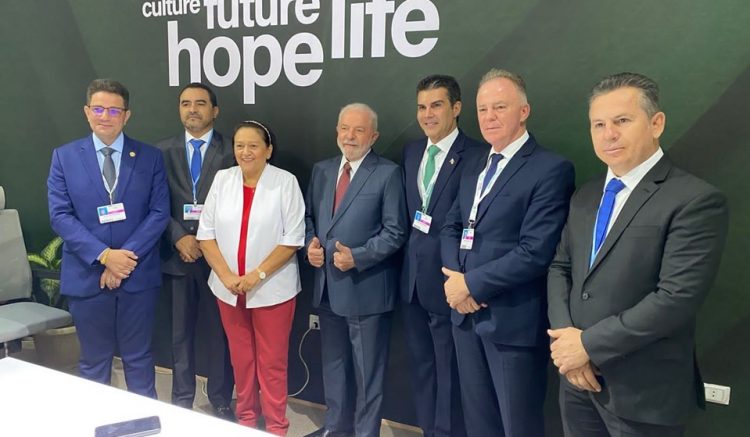 Casagrande se reúne com Lula durante agenda com governadores na COP 27