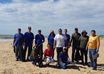 [Verão 2023] Projeto “Onda Limpa” promove limpeza nas praias e conscientização ambiental em Presidente Kennedy