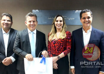 [Lideranças políticas e empresariais] Findes debate soluções para a BR-101