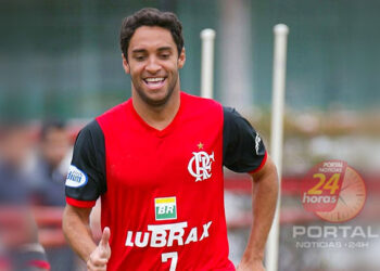 [Ibson] Arena Esportiva de Itaoca tem torneios de futevôlei com presença de ídolo do Flamengo