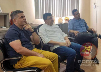 Prefeitos de Itapemirim e Piúma se reúnem para tratar desenvolvimento da região e projeto de aeroporto é apresentado