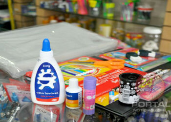 [VOLTA ÀS AULAS] Procon divulga pesquisa de preços de materiais escolares