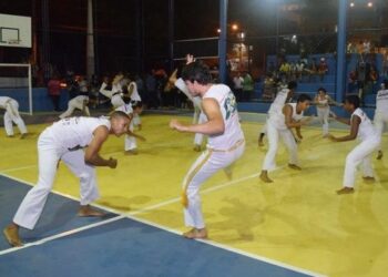 CAPOEIRA