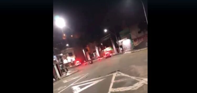 [Cachoeiro] Malandro tenta fugir de blitz, entra num beco sem saída e vai preso. Dançou com maconha e cocaína