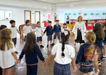 [Encontro de Gerações] Avós e netos em sala de aula para trocas de experiências