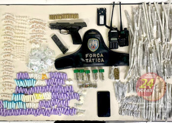 [Capital] PM apreende adolescentes com drogas, rádios comunicadores e arma