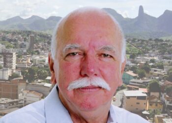 Aos 85 anos, Roberto Valadão recebe homenagem do ex-presidente Michel Temer