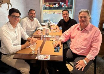 Pré-candidatos a prefeito de Vitória articulam aliança para enfrentar Pazolini