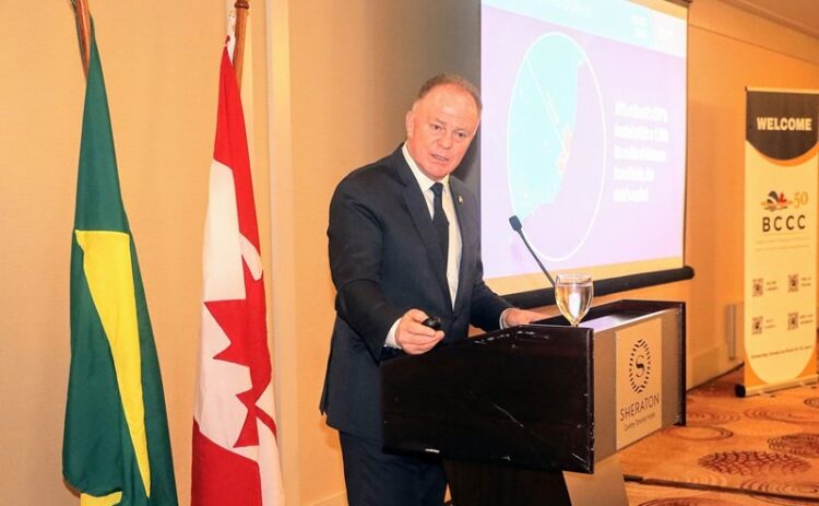 Casagrande apresenta potencialidades do Espírito Santo em evento no Canadá