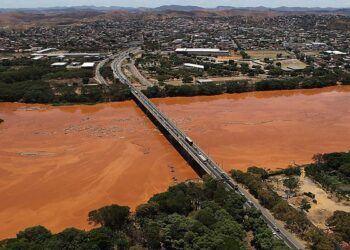 Atingidos pela lama de Mariana podem cobrar resposta da Renova em audiência na Ales