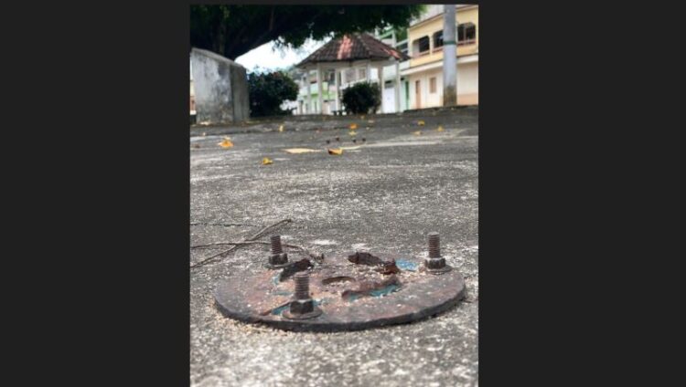 [Jerônimo Monteiro] Vereador denuncia abandono de praça em Parada Cristal