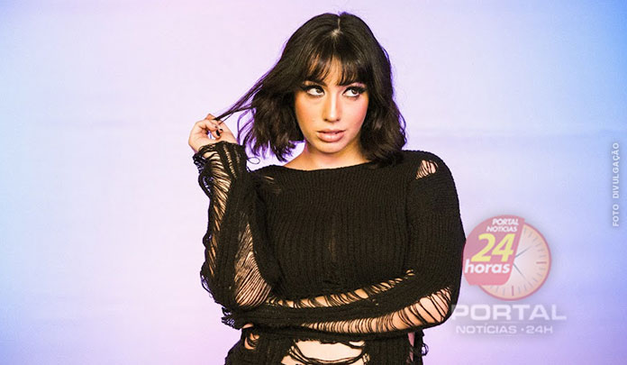 Alinne Garruth anuncia seu primeiro álbum de estúdio, “Fim de Festa”