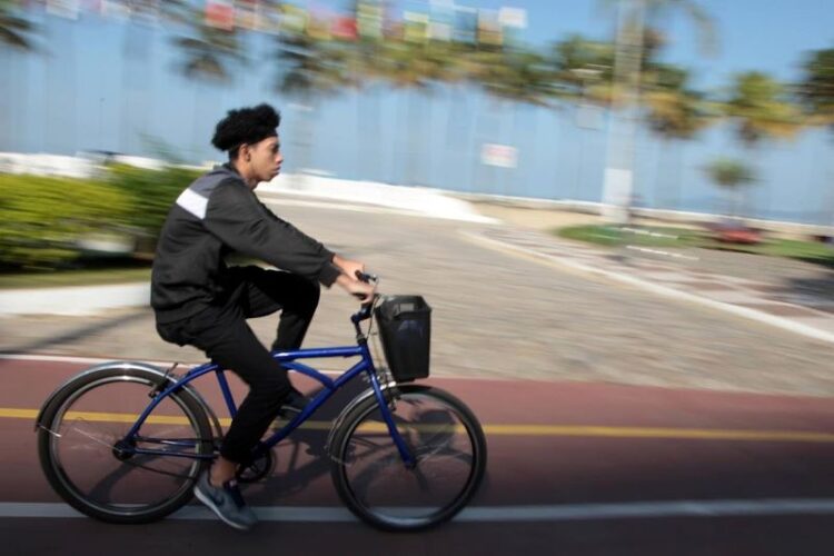Projeto de deputada capixaba incentiva uso de bike para ir ao trabalho