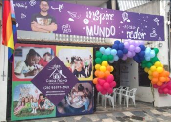 Artigo • Arte e Resistência: Coletivo Casa Roxa Luta Contra LGBTfobia em Marataízes