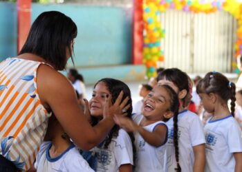 Educação em tempo integral de Cachoeiro é referência no estado