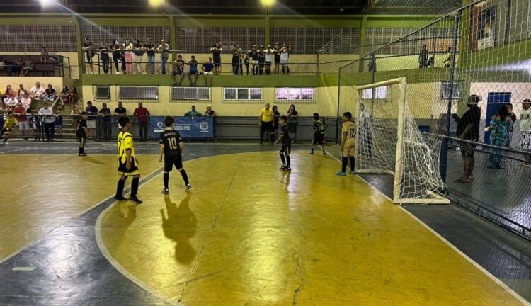 Começam as disputas da Taça Nosso Esporte Cachoeiro de Futsal