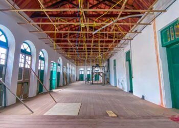 Restauração do Palácio Bernardino Monteiro em estágio avançado