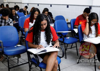 Sedu inicia aplicação do Programa de Avaliação da Educação Básica do Espírito Santo