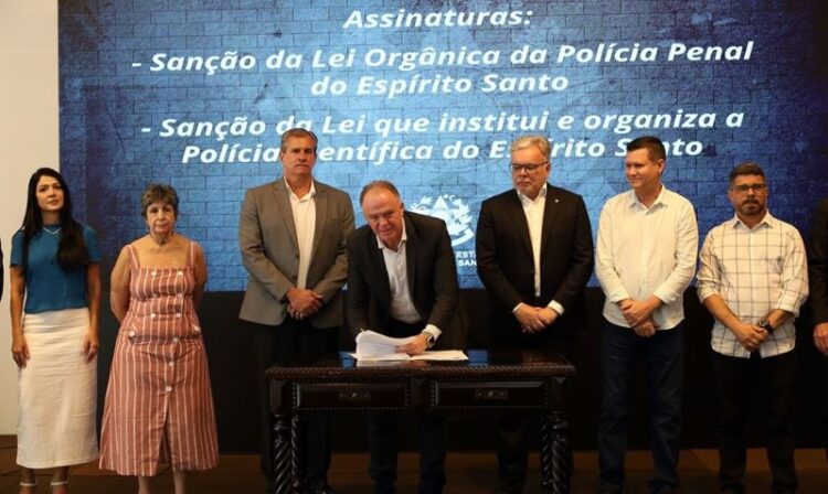 Sancionadas leis que criam a Polícia Científica e a Polícia Penal do Espírito Santo