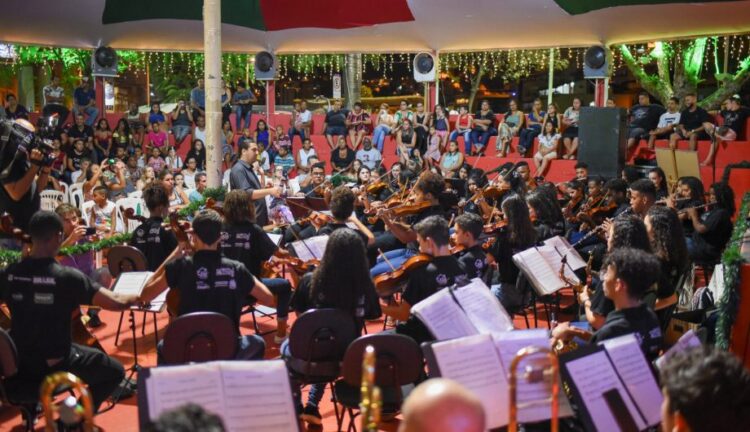 [Cachoeiro] Praça de Fátima recebe apresentações de coral e concerto natalino nesta quarta-feira (20)