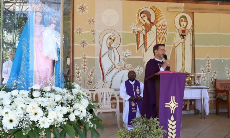 [Vila Velha] Bispo de Cachoeiro celebra na romaria das Ligas Católicas, no Convento da Penha