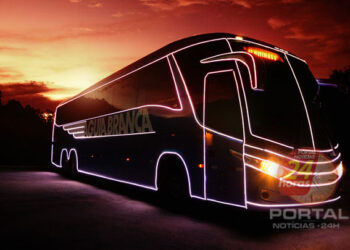 Natal Iluminado da Águia Branca chega a Vitória com o Algazarra Coral