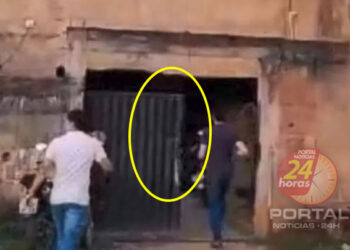 [Castelo] Professora suspeita de tráfico de drogas é presa dentro de banheiro