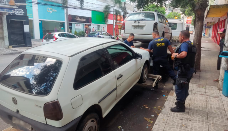 [Cachoeiro] Guarda Municipal prende quatro por arrombamento de loja no Guandu