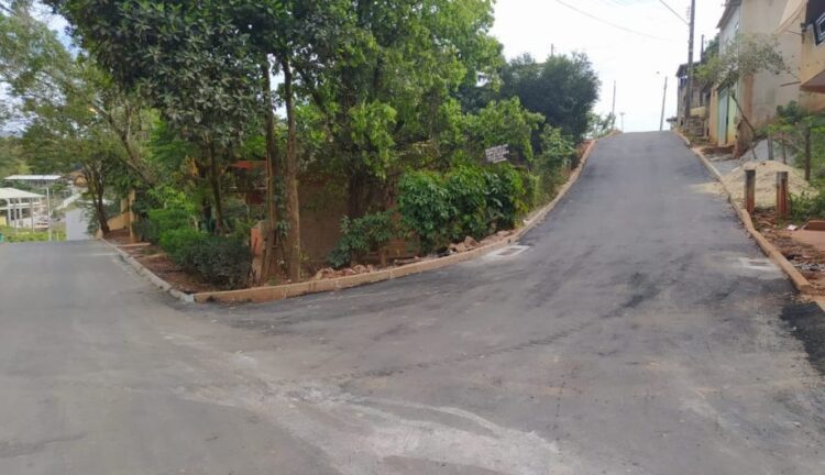 [Cachoeiro] Victor Coelho vai ao São Lucas conferir obras de R$ 2,4 milhões concluídas