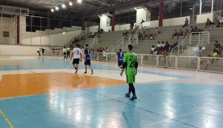Taça Nosso Esporte Cachoeiro consagra campeões do torneio de futsal