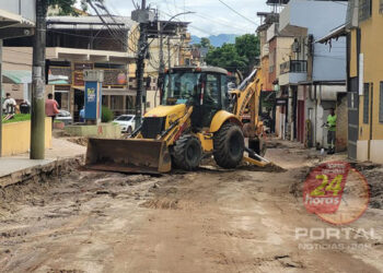 Macrodrenagem: serviços avançam em via do bairro Nova Brasília