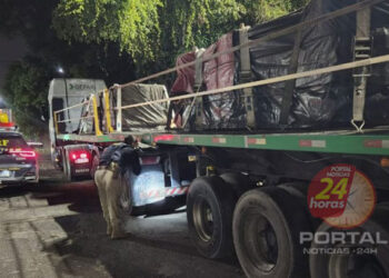 PRF apreende dois semireboques de empresa com sinais identificadores adulterados