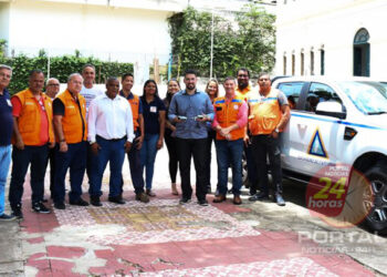 [Cachoeiro] Defesa Civil recebe veículo e drone para monitoramento de áreas de risco