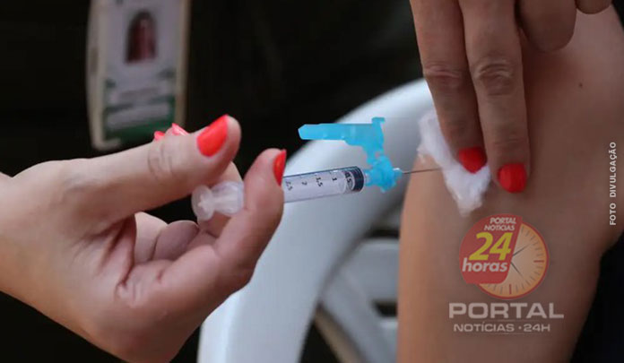 Saiba se seu cartão de vacina está atualizado e conheça as imunizações do SUS