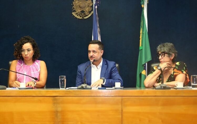 [Ales] Comissão de Meio Ambiente defende legislação mais dura contra o pó preto