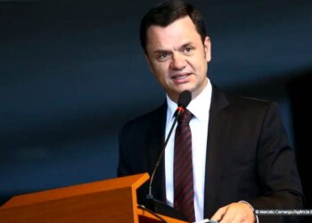 MPF arquiva investigações contra Ibaneis e Anderson Torres pelos atos de 8 de janeiro