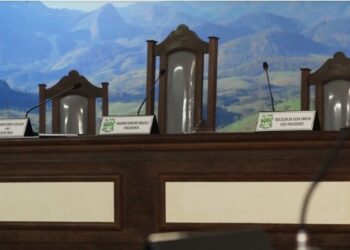 [Café no bule] Vereadores de Jerônimo Monteiro vão receber Tiket Alimentação de R$ 700,00