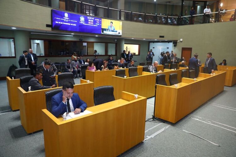 Projeto autoriza crédito suplementar de R$ 1,1 bilhão no orçamento estadual