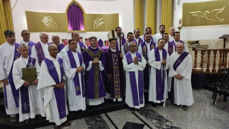 [Cachoeiro] Padre Josimar Pirovani toma posse como novo pároco da Paróquia São Sebastião