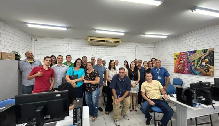 [Cachoeiro] Treinamento fortalece desburocratização com foco no empreendedorismo