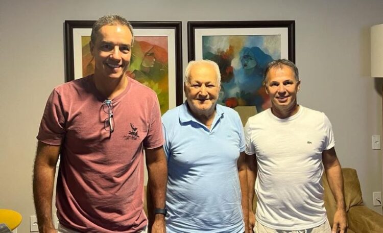 Empresários consultam Ferraço sobre eleição em Cachoeiro